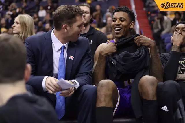 利用线权英 利用线权英